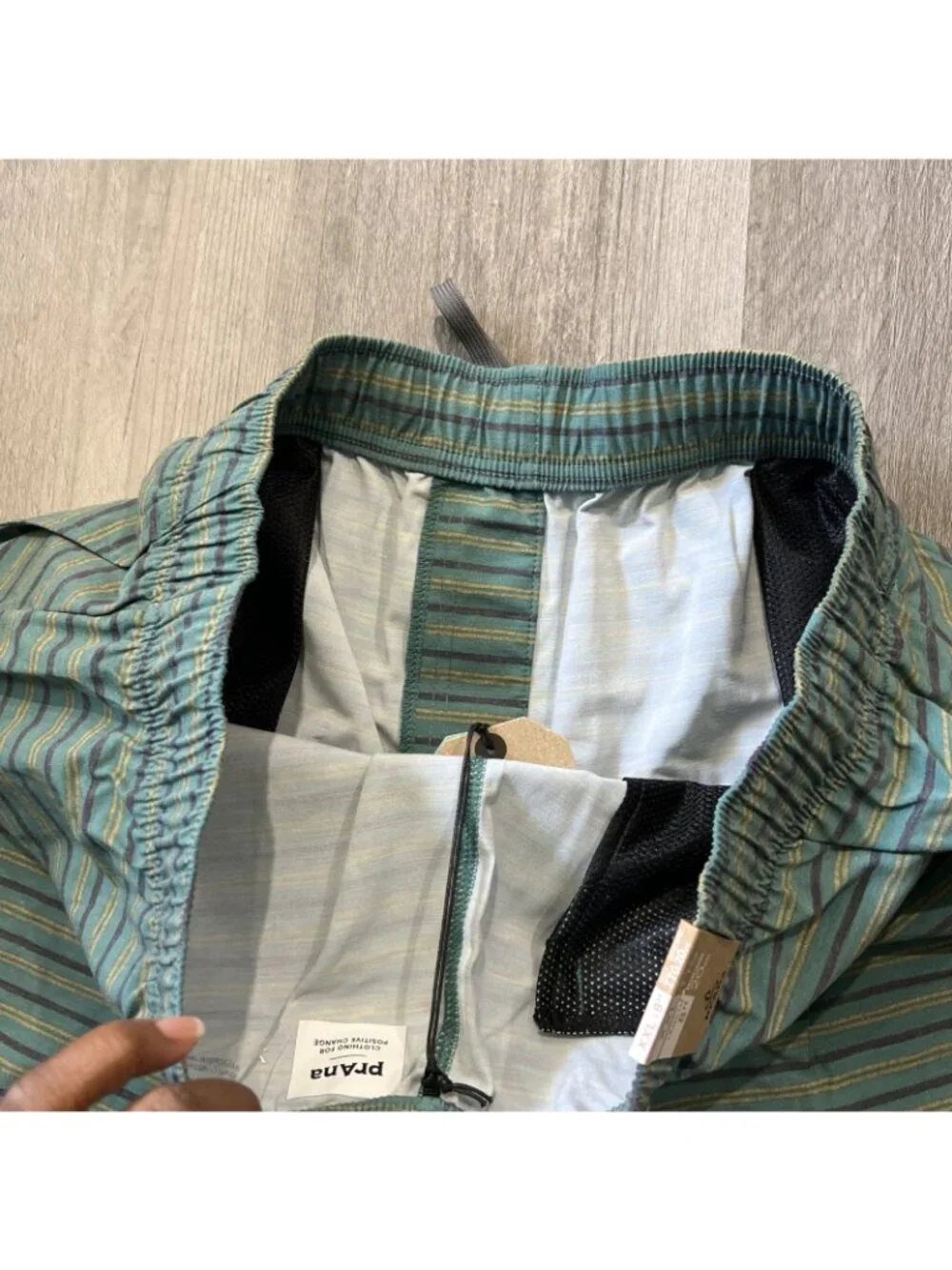 Prana Swim Shorts Mens XXL Green Stripe 8